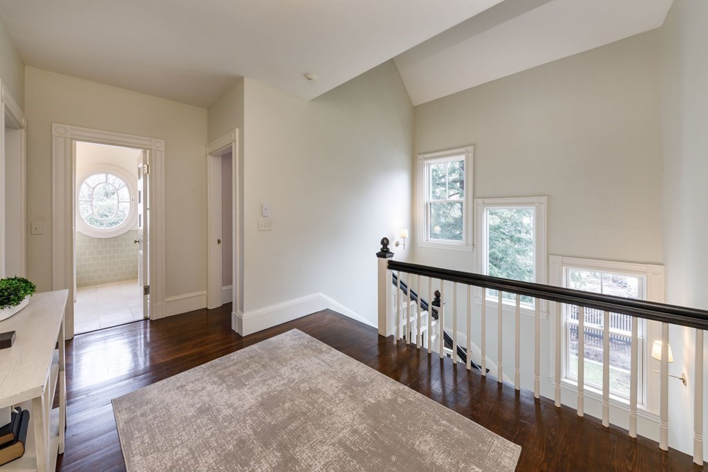 33 Prince Street Newton, MA 02465 - Photo 11 of 25