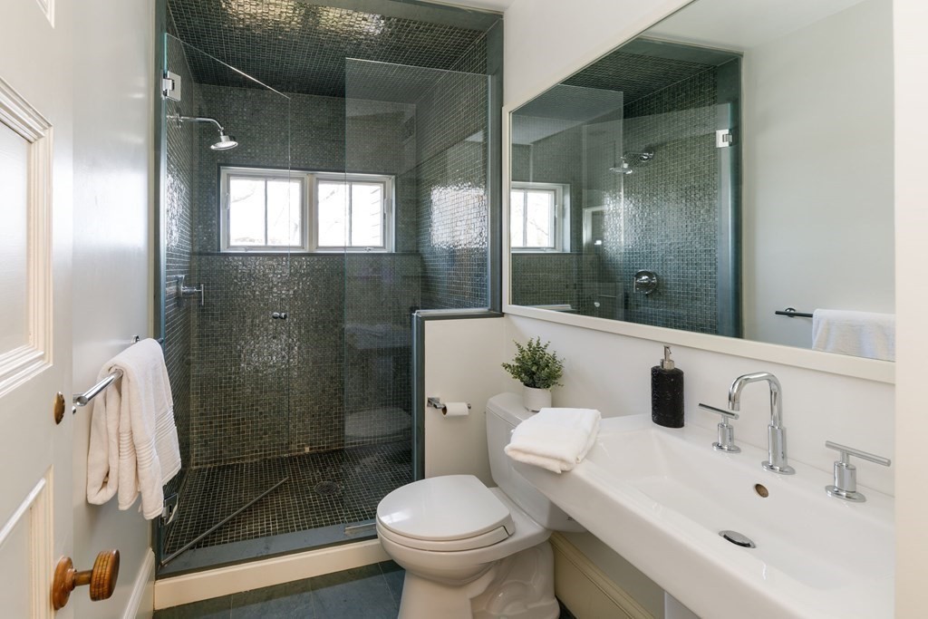 33 Prince Street Newton, MA 02465 - Photo 20 of 25