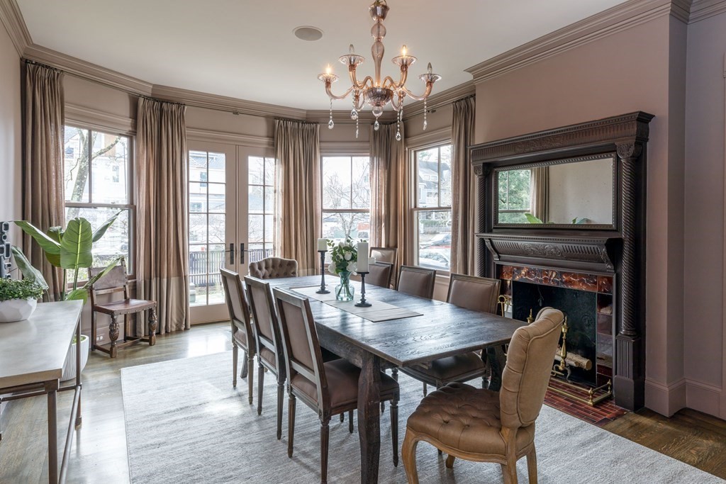 33 Prince Street Newton, MA 02465 - Photo 6 of 25