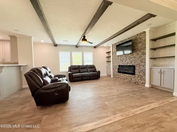 $527,500 | 2320 Bogue Chitto Road Southwest, Smithdale, MS 39664