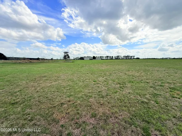 $527,500 | 2320 Bogue Chitto Road Southwest, Smithdale, MS 39664