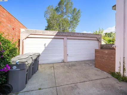 a view of a house with garage