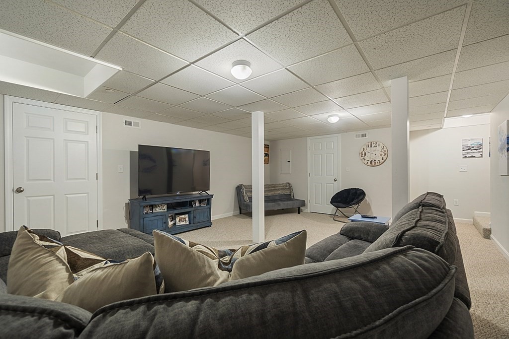 15 Hampshire Road, Unit 5A Methuen, MA 01844 - Photo 33 of 36 Gallery Image 33