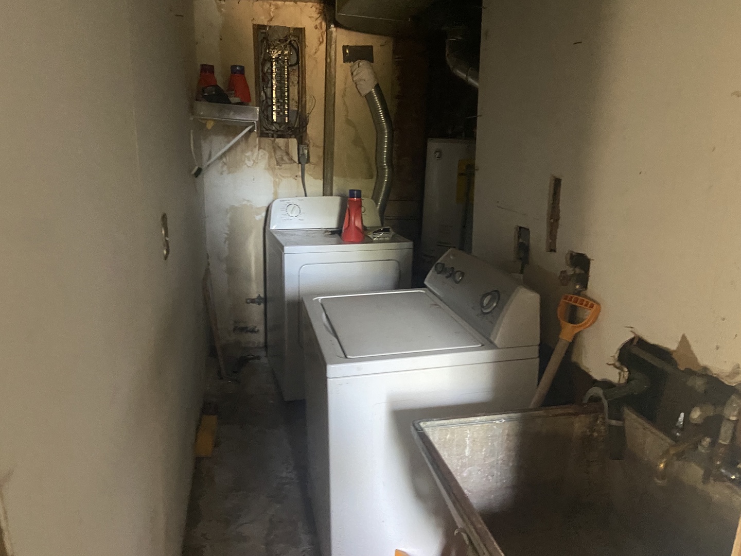 1338 Jill Terrace Homewood, IL 60430 - Photo 11 of 15 a utility room with dryer and washer