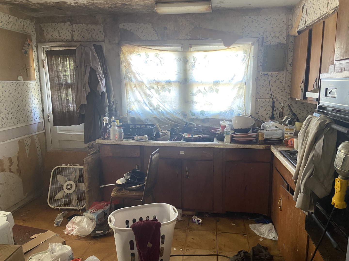 1338 Jill Terrace Homewood, IL 60430 - Photo 3 of 15 a dining room with furniture and a floor to ceiling window