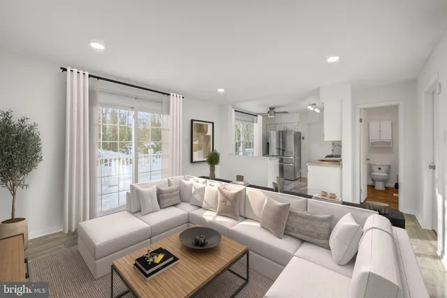 $305,000 | 30 Oak Forest Drive, Sicklerville, NJ 08081