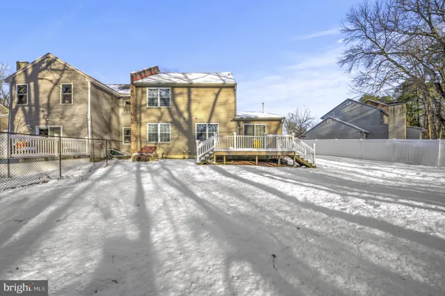 $305,000 | 30 Oak Forest Drive, Sicklerville, NJ 08081