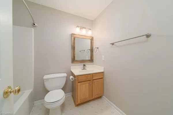 $399,900 | 6025 Fording Creek Lane, Kernersville, NC 27284