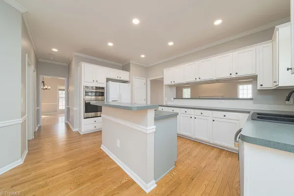 $399,900 | 6025 Fording Creek Lane, Kernersville, NC 27284