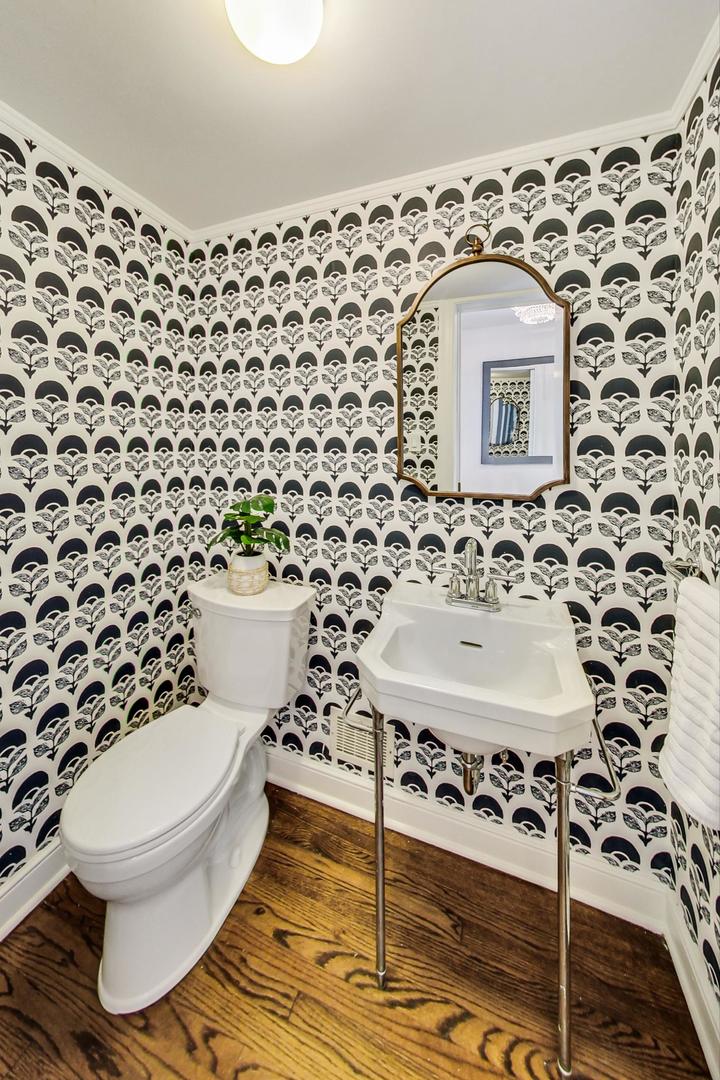 110 Sheridan Road Winnetka, IL 60093 - Photo 19 of 41