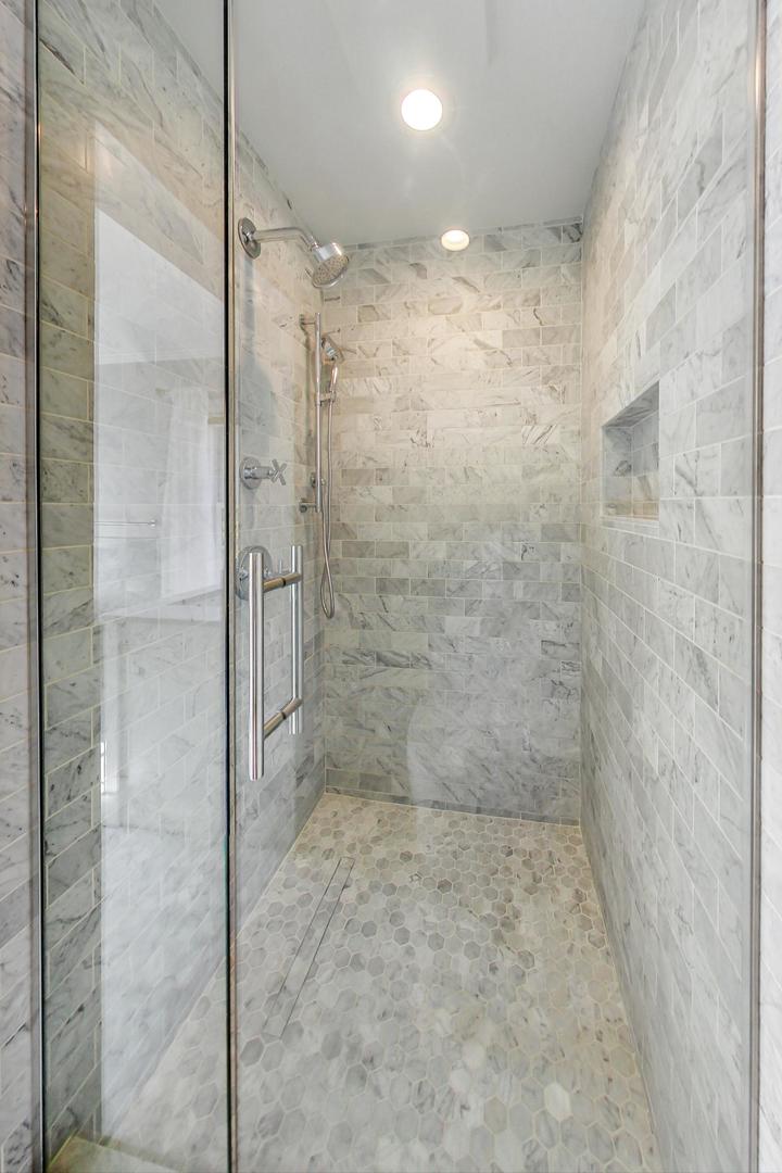 110 Sheridan Road Winnetka, IL 60093 - Photo 23 of 41