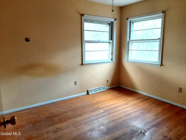 $210,000 | 1 Crestwood Avenue, Troy, NY 12180