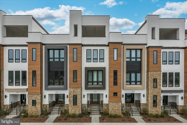 $1,199,000 | 14938 Dispatch Street, Unit 5, Rockville, MD 20850