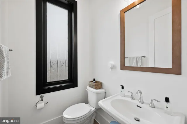 $1,199,000 | 14938 Dispatch Street, Unit 5, Rockville, MD 20850