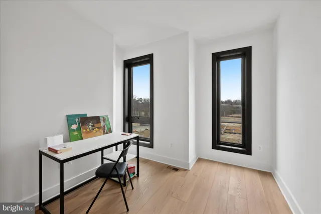 $1,199,000 | 14938 Dispatch Street, Unit 5, Rockville, MD 20850