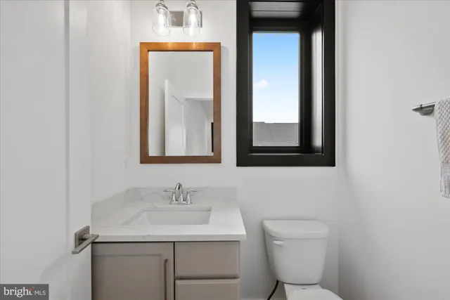 $1,199,000 | 14938 Dispatch Street, Unit 5, Rockville, MD 20850