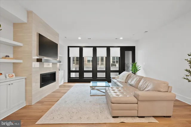 $1,199,000 | 14938 Dispatch Street, Unit 5, Rockville, MD 20850