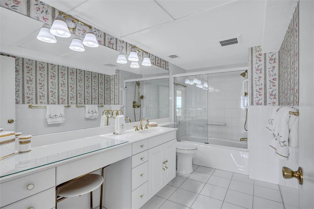 6140 Midnight Pass Road, Unit 904 Sarasota, FL 34242 - Photo 23 of 78