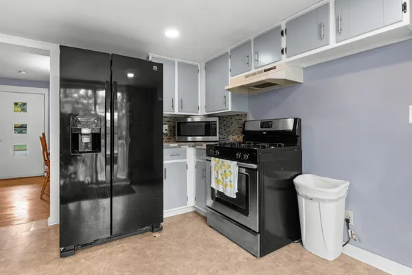 $140,000 | 82 North Norwood Street, Hillsdale, MI 49242