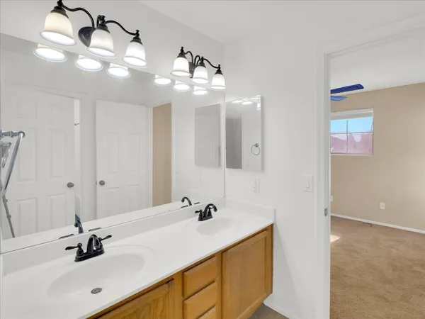 $2,350 | 13620 North 82nd Lane, Peoria, AZ 85381