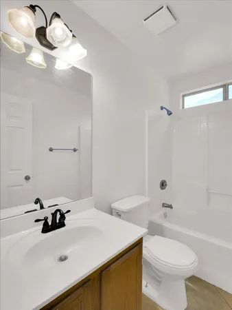 $2,350 | 13620 North 82nd Lane, Peoria, AZ 85381