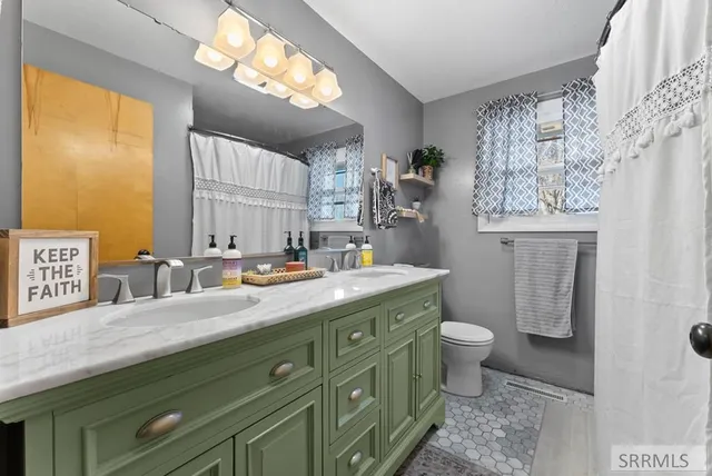 $330,000 | 676 South Shilling Avenue, Blackfoot, ID 83221