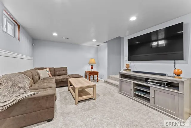 $330,000 | 676 South Shilling Avenue, Blackfoot, ID 83221