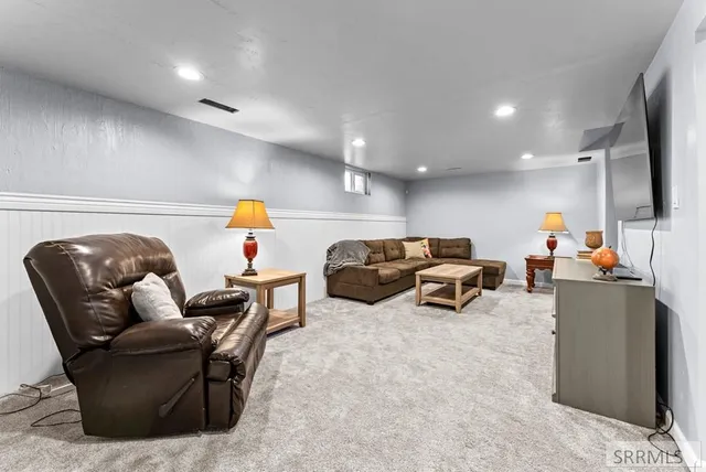 $330,000 | 676 South Shilling Avenue, Blackfoot, ID 83221