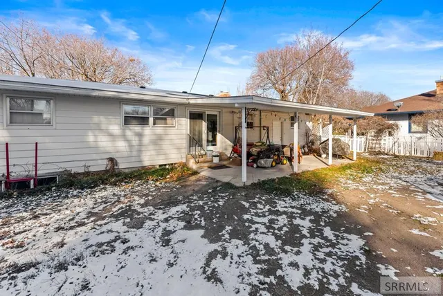 $330,000 | 676 South Shilling Avenue, Blackfoot, ID 83221