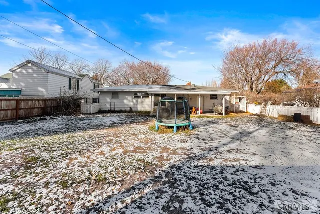 $330,000 | 676 South Shilling Avenue, Blackfoot, ID 83221