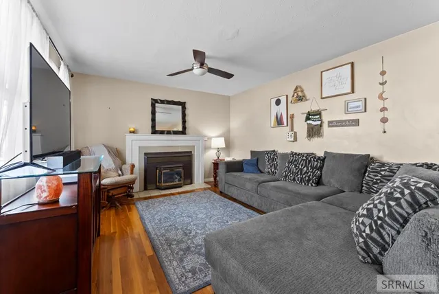 $330,000 | 676 South Shilling Avenue, Blackfoot, ID 83221