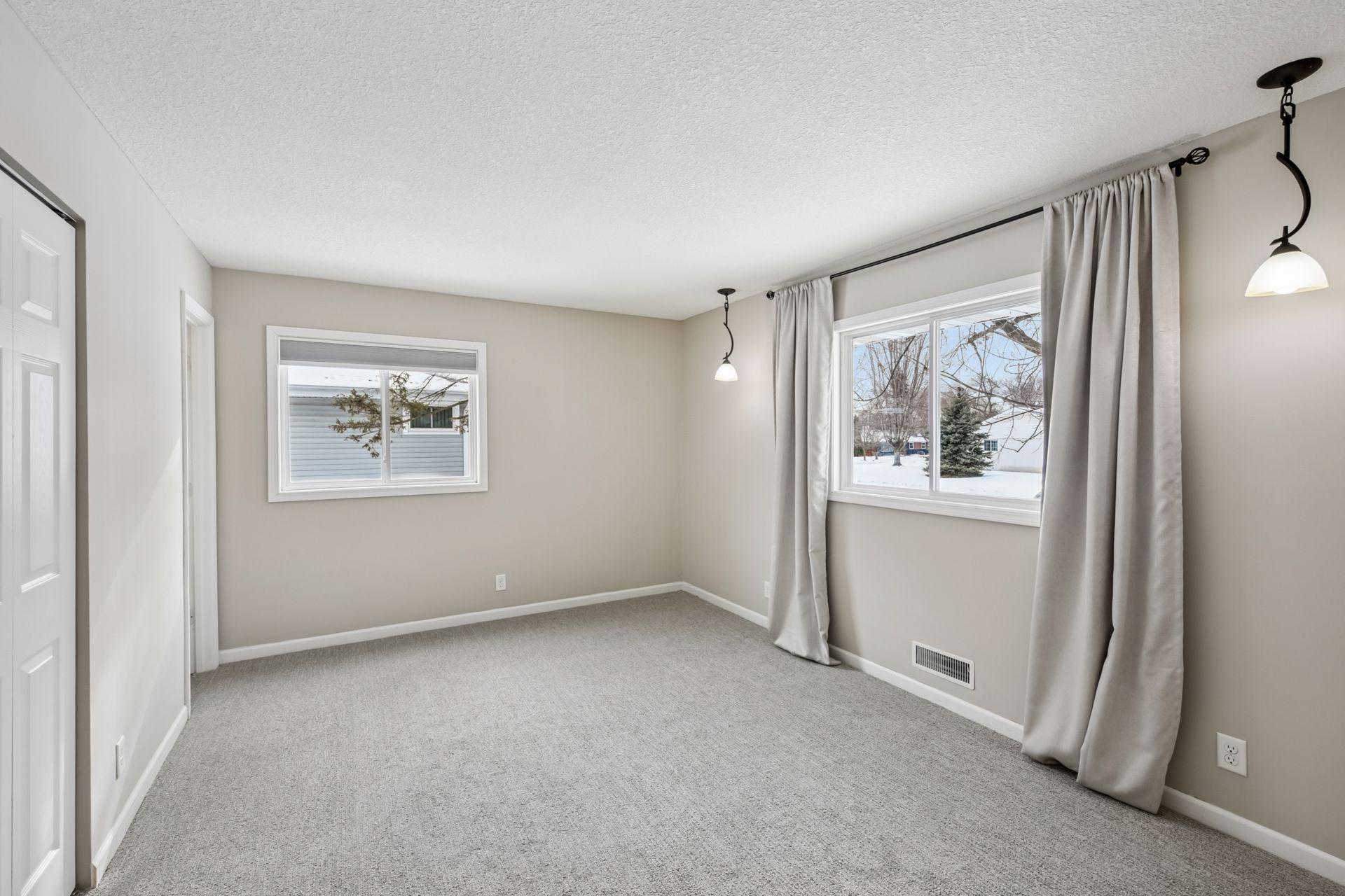 1120 Unity Avenue North Golden Valley, MN 55422 - Photo 23 of 42