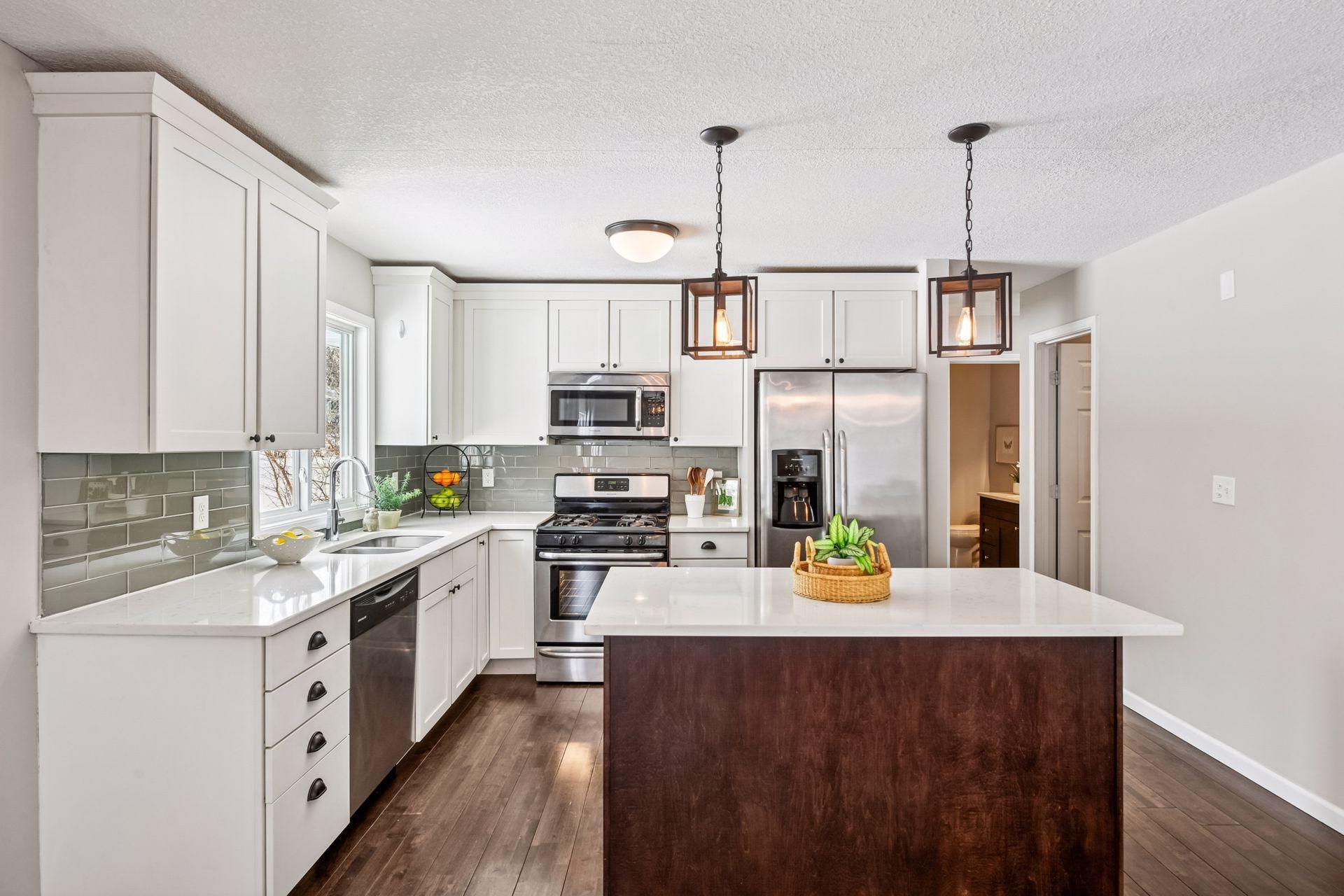 1120 Unity Avenue North Golden Valley, MN 55422 - Photo 9 of 42