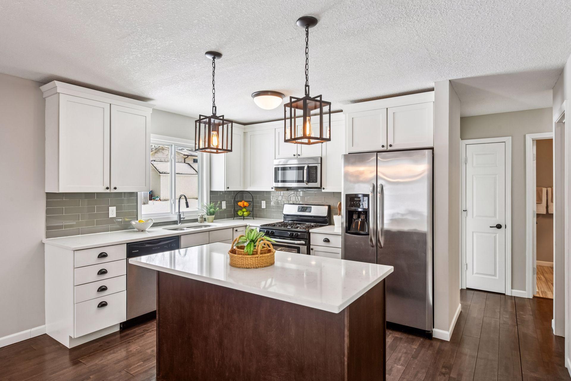 1120 Unity Avenue North Golden Valley, MN 55422 - Photo 10 of 42