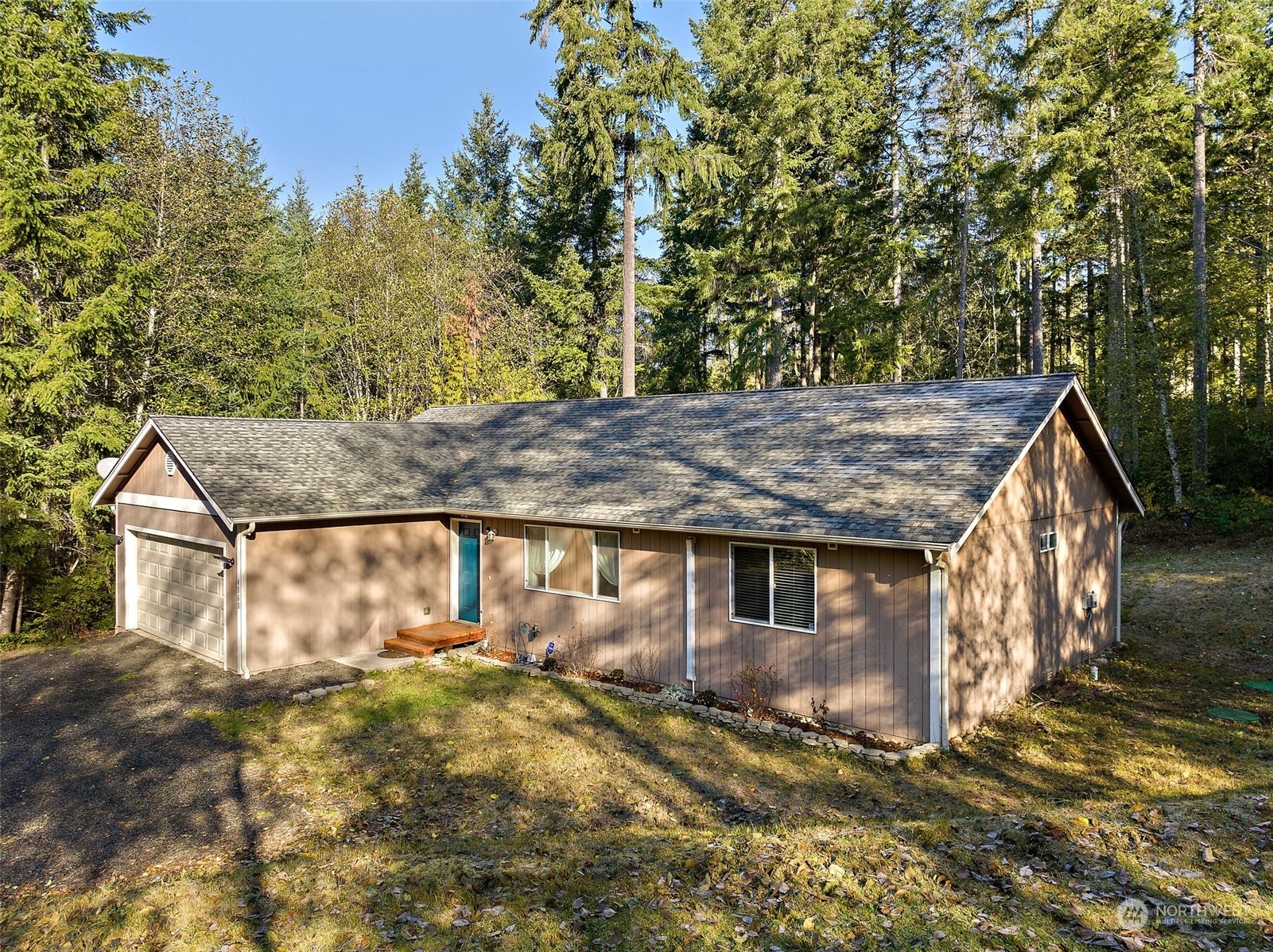 4860 East Rasor Road Belfair, WA 98528 - Photo 5 of 35 Gallery Image 5