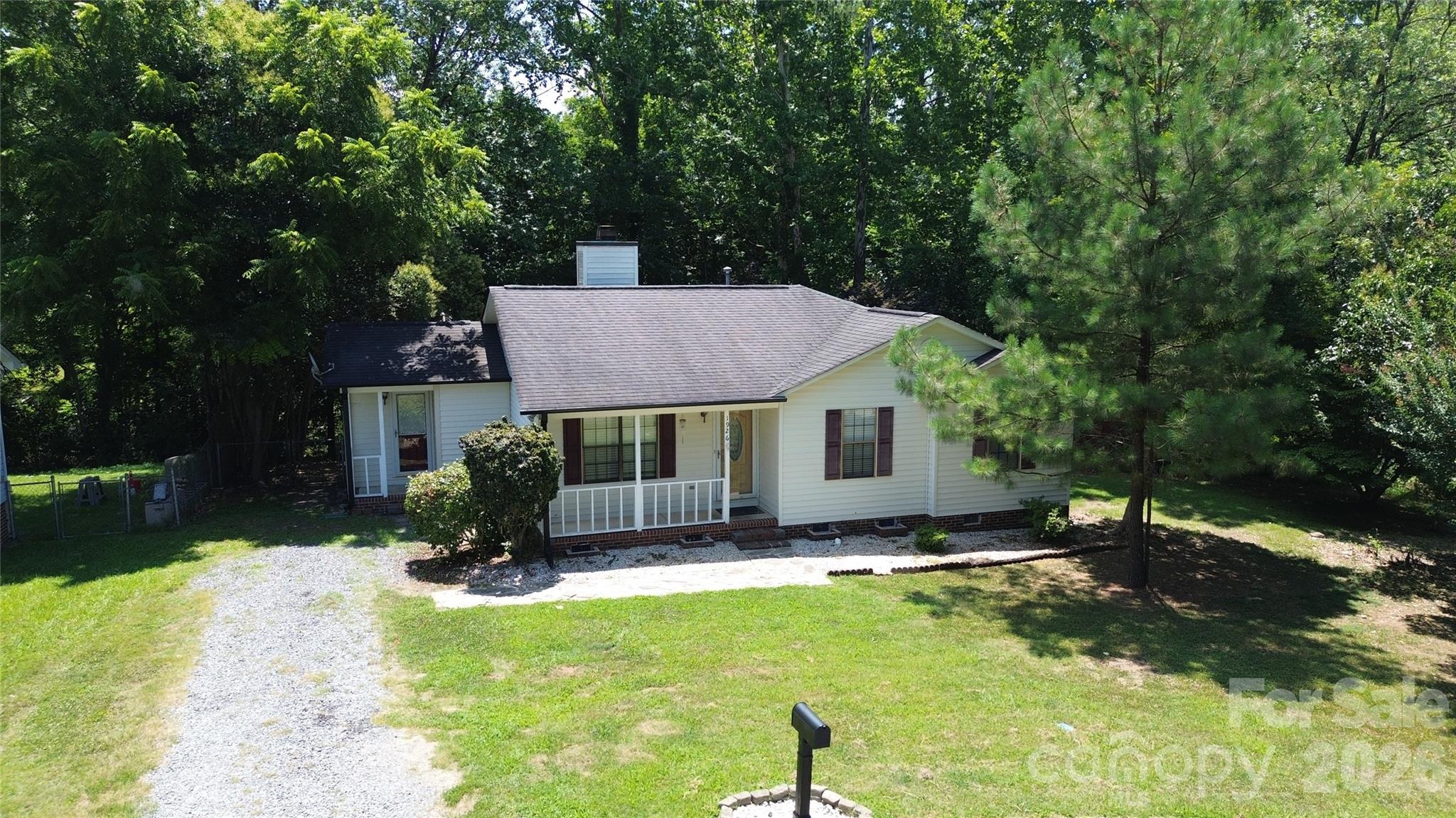 1926 Pinevalley Road Rock Hill, SC 29732 - Photo 2 of 27