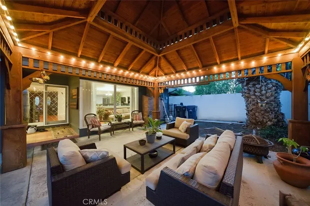 $1,400,000 | 7671 Juliette Low Drive, Huntington Beach, CA 92647