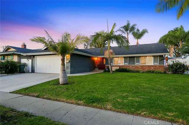 $1,400,000 | 7671 Juliette Low Drive, Huntington Beach, CA 92647