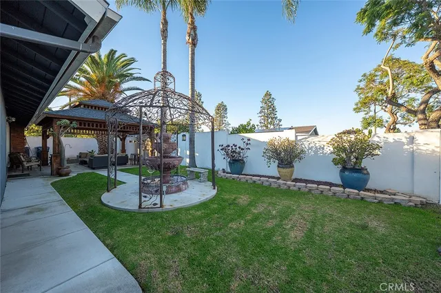 $1,400,000 | 7671 Juliette Low Drive, Huntington Beach, CA 92647