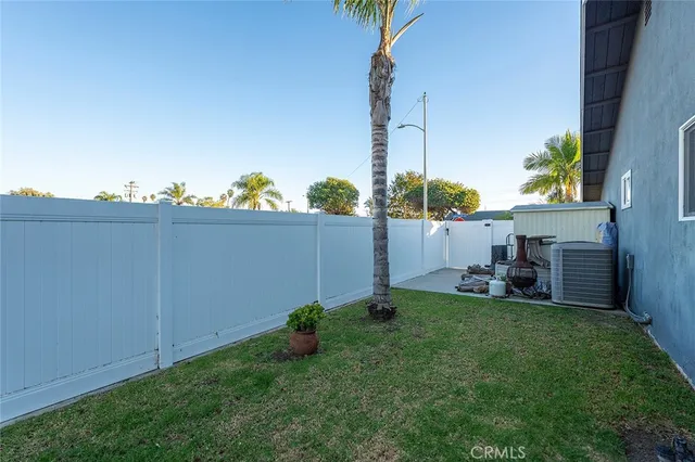 $1,400,000 | 7671 Juliette Low Drive, Huntington Beach, CA 92647
