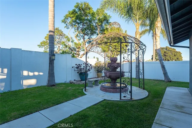 $1,400,000 | 7671 Juliette Low Drive, Huntington Beach, CA 92647