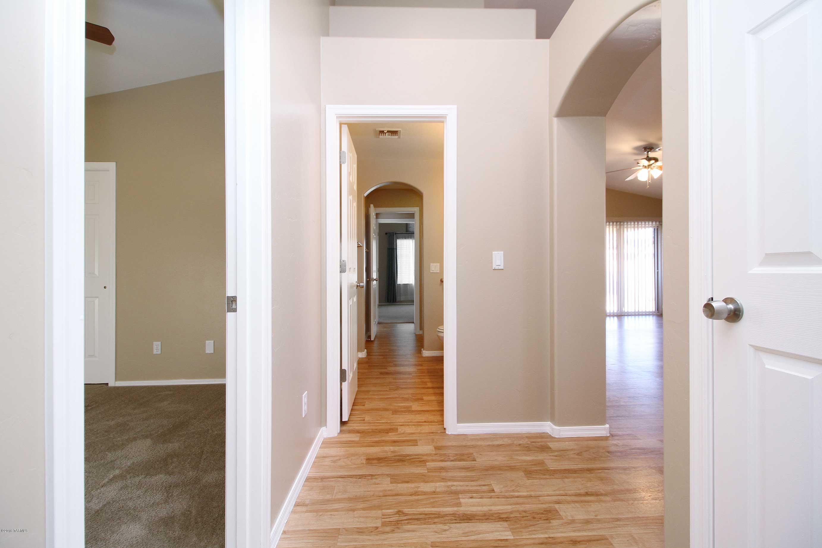 8445 Red Rock Ridge Court Tucson, AZ 85742 - Photo 17 of 31