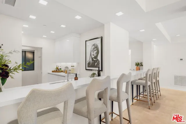 $3,999,000 | 110 Ocean Park Boulevard, Unit 504, Santa Monica, CA 90405