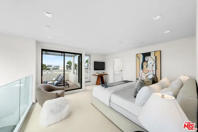 $3,999,000 | 110 Ocean Park Boulevard, Unit 504, Santa Monica, CA 90405