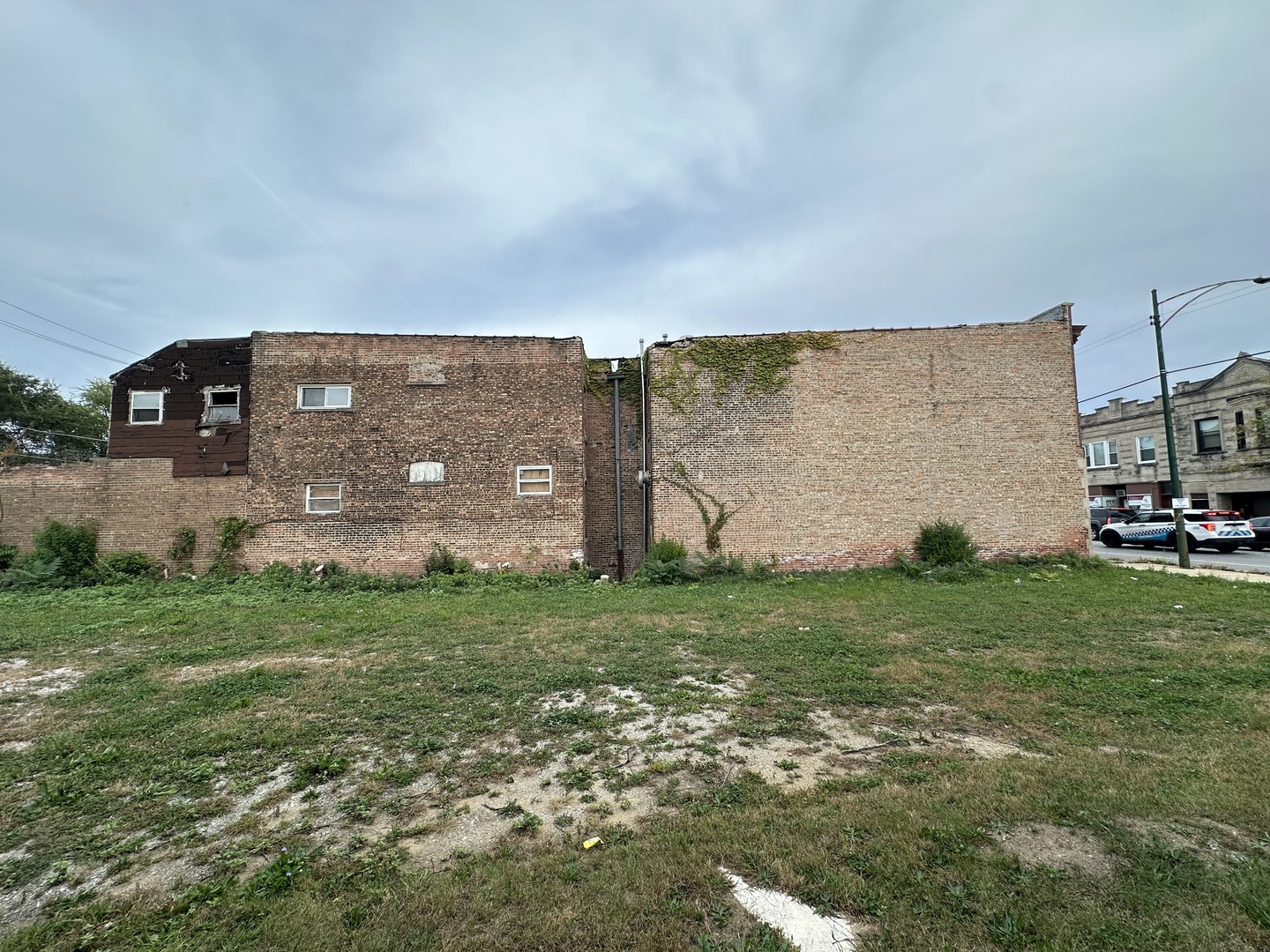 350 East 115th Street Chicago, IL 60628 - Photo 4 of 25