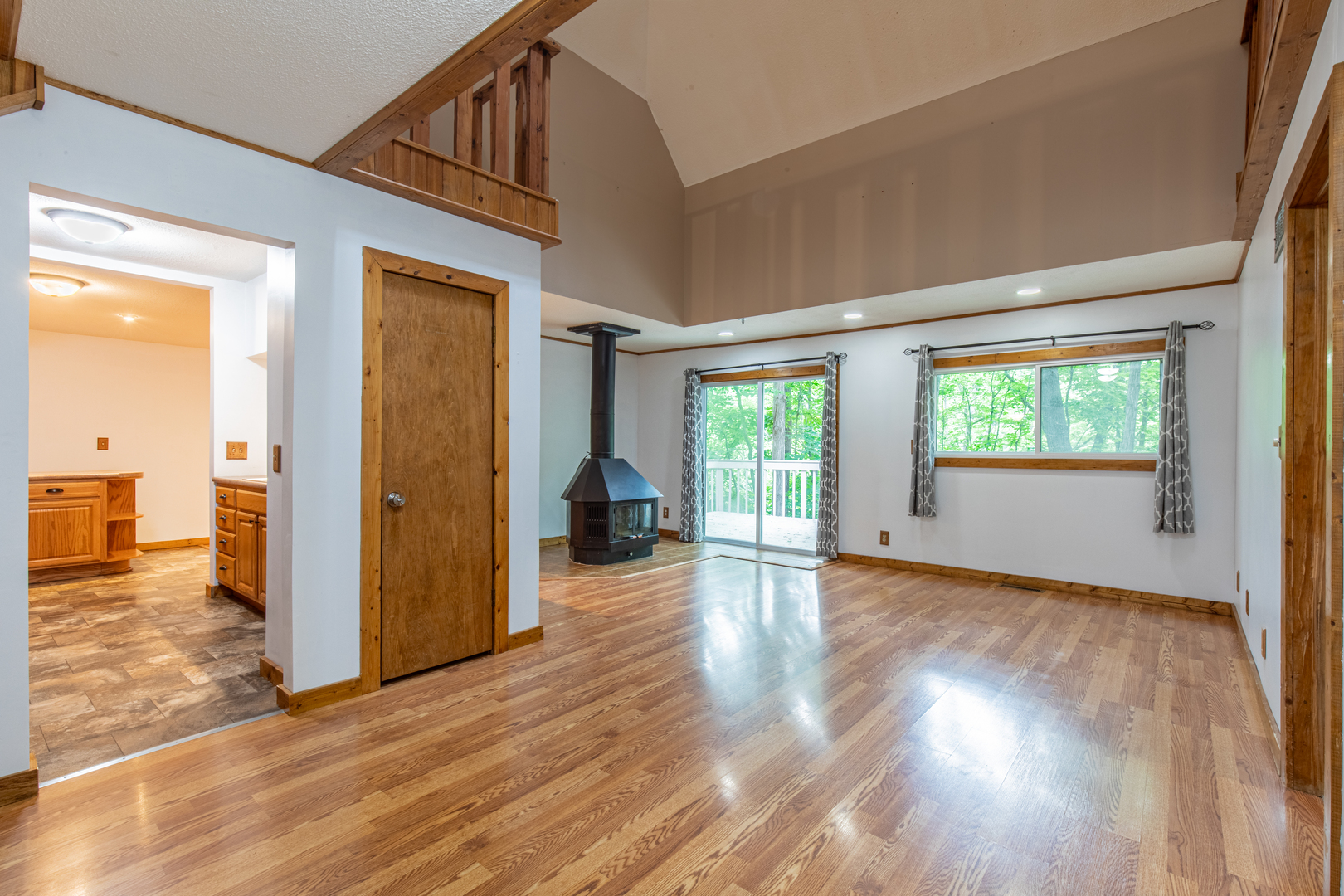 2445 Ridgefield Road Princeton, IL 61356 - Photo 5 of 39