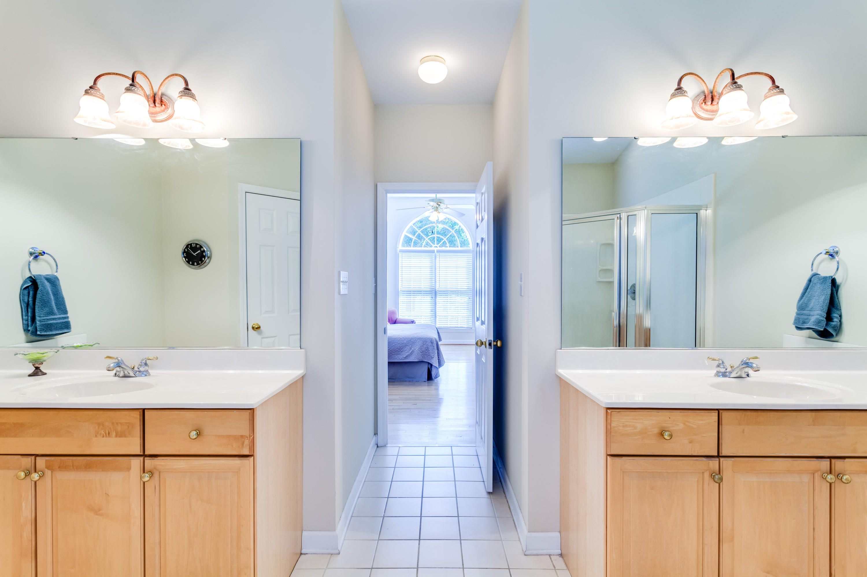 207 Gwinhurst Road Knoxville, TN 37934 - Photo 23 of 40 Master Bath-dual vanities