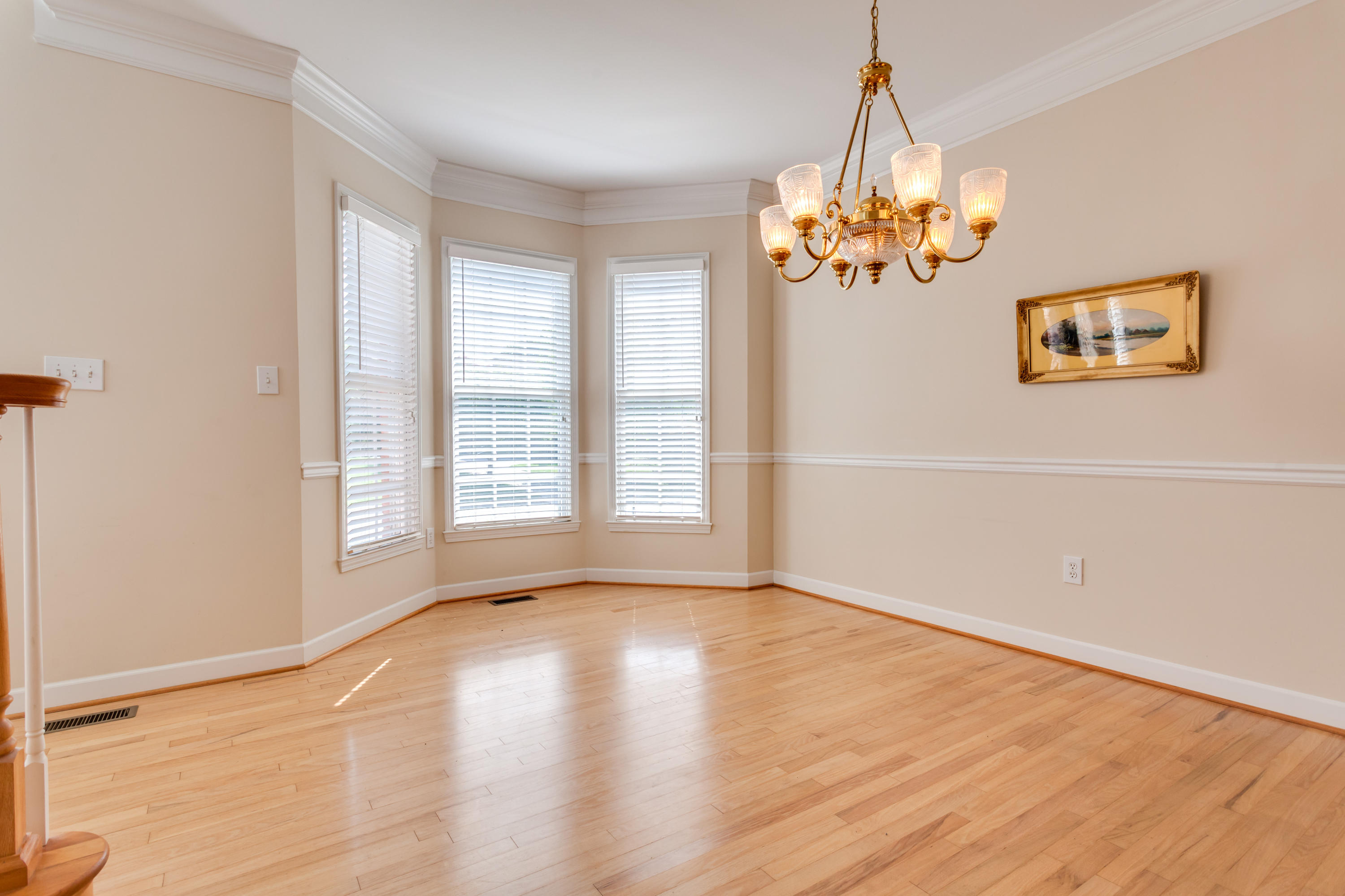 207 Gwinhurst Road Knoxville, TN 37934 - Photo 28 of 40 Dining Room w/Bay Window