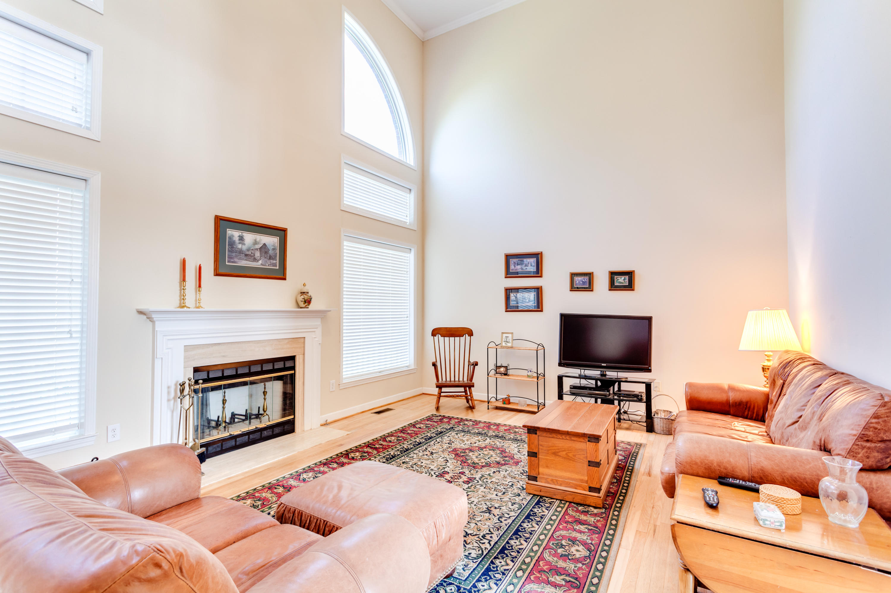 207 Gwinhurst Road Knoxville, TN 37934 - Photo 10 of 40 Two-Story Family Room