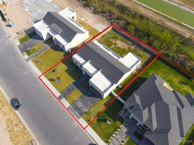 2309 Trinity Avenue McAllen, TX 78504 - Photo 29 of 31 an aerial view of a house